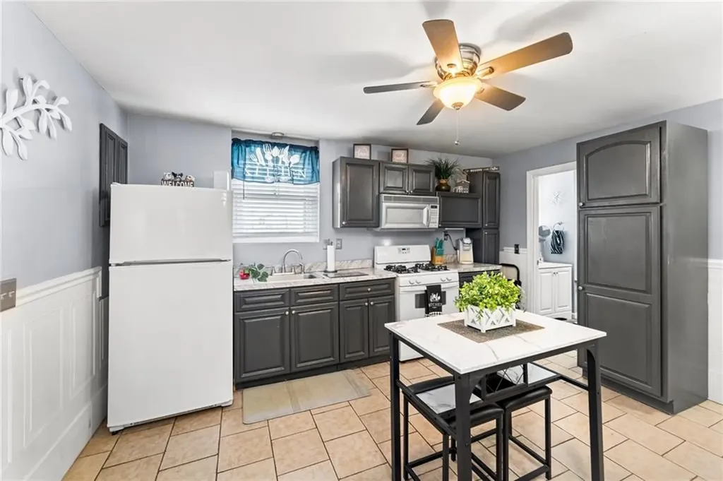 22 Freedom Court Johnston RI 02919