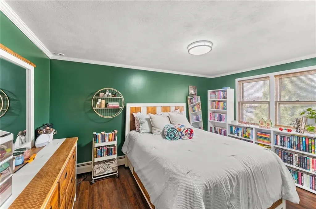 22 Freedom Court Johnston RI 02919