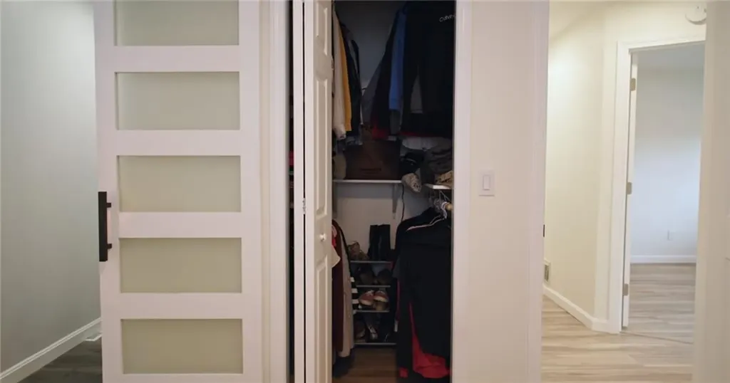 32 Wendy Way West Warwick RI 02893