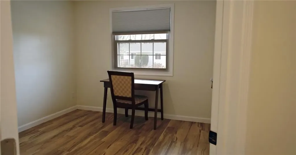 32 Wendy Way West Warwick RI 02893