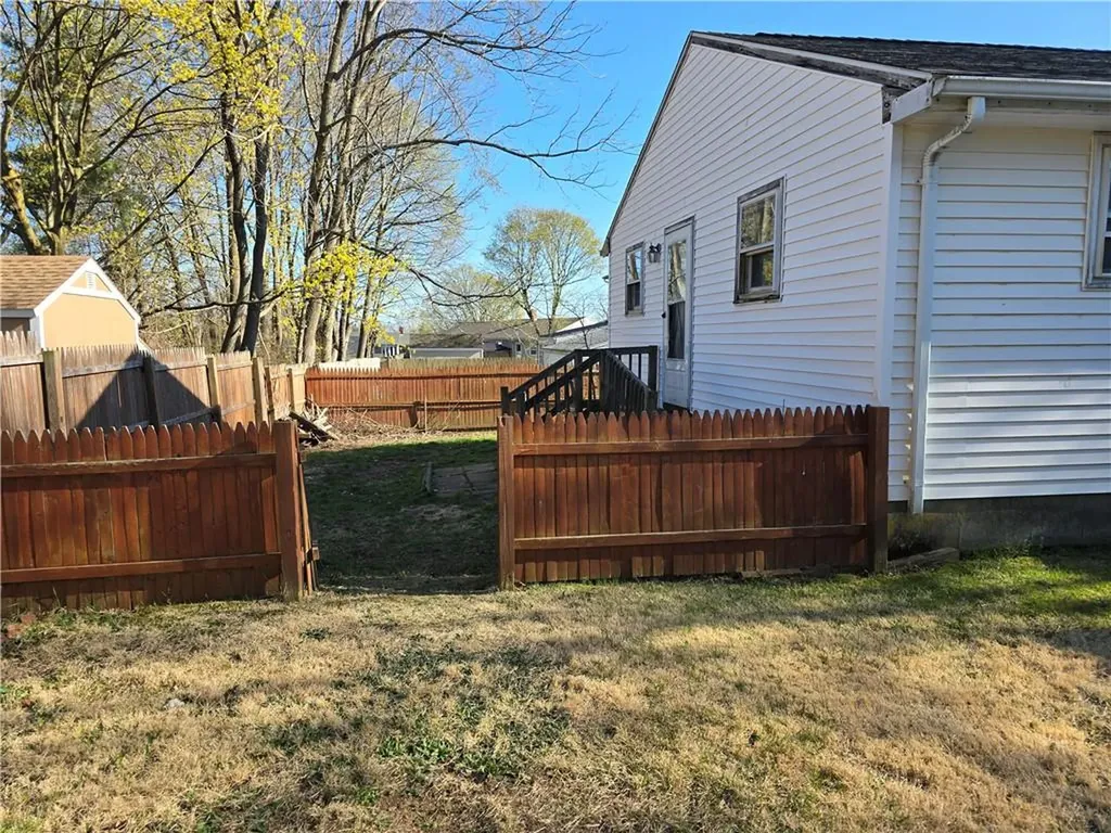 43 Meadowcrest Drive Cumberland RI 02864