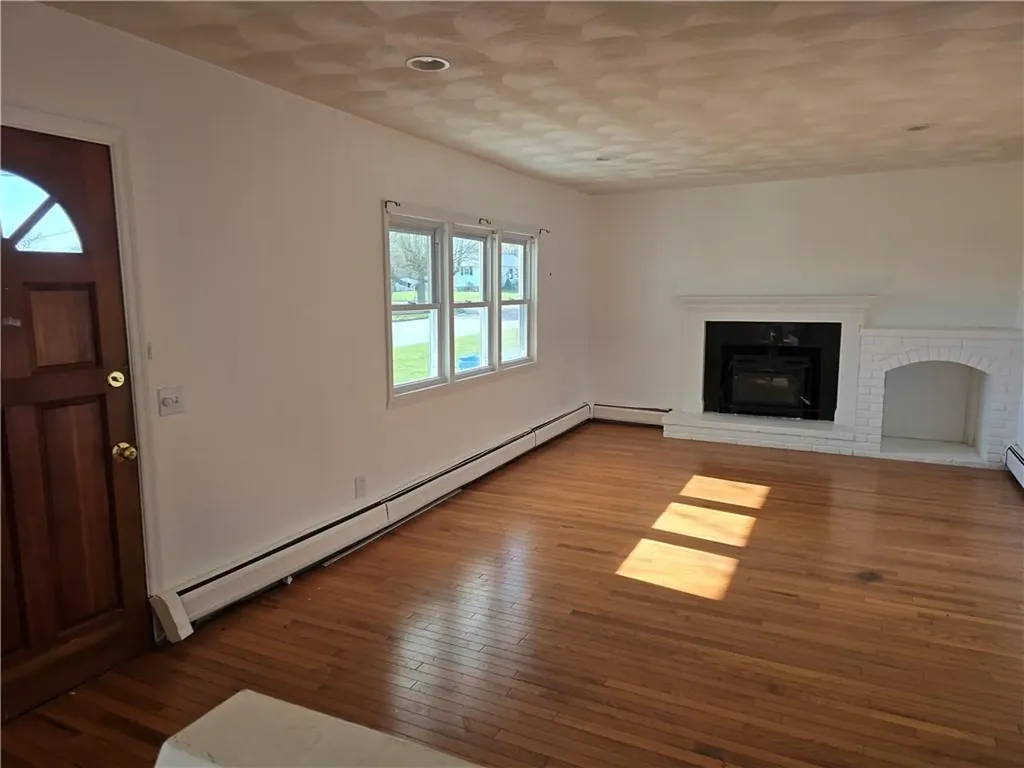 43 Meadowcrest Drive Cumberland RI 02864