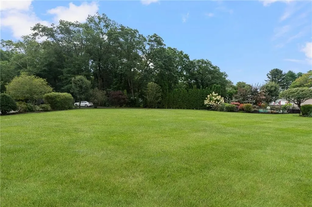 67 Peck Hill Road Johnston RI 02919