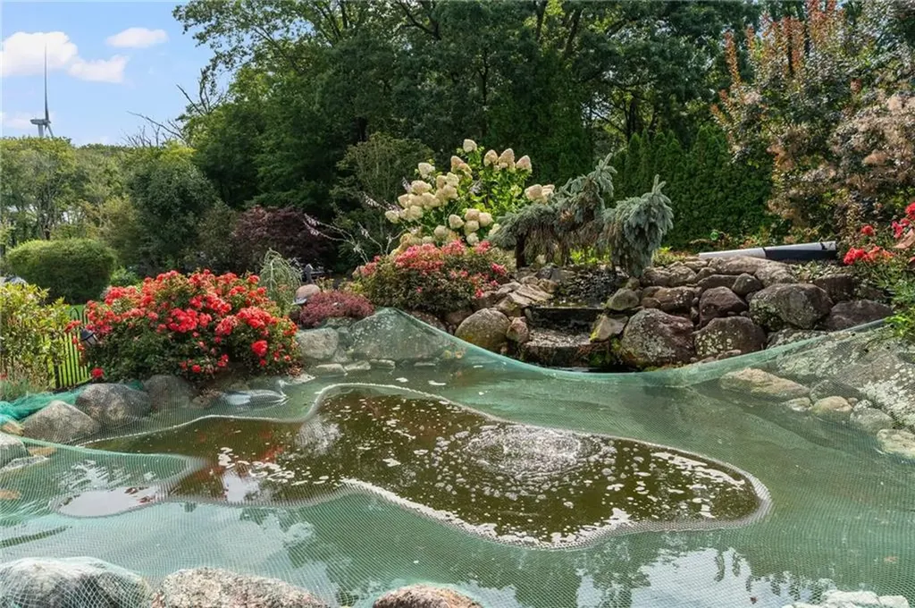 67 Peck Hill Road Johnston RI 02919