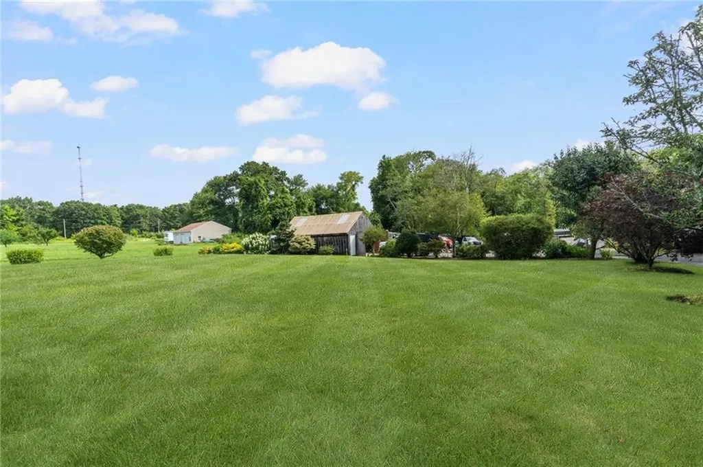 67 Peck Hill Road Johnston RI 02919