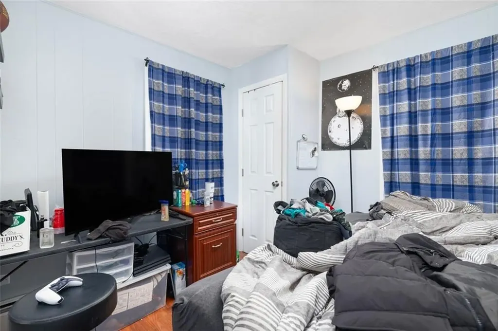97 Stamford Avenue Providence RI 02907