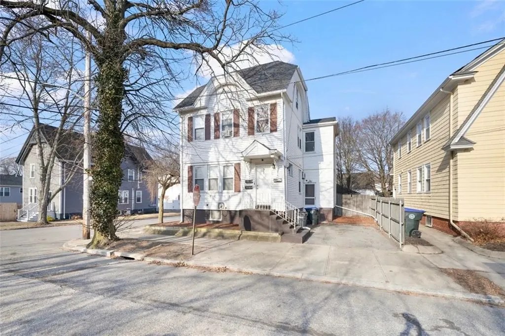 97 Stamford Avenue Providence RI 02907