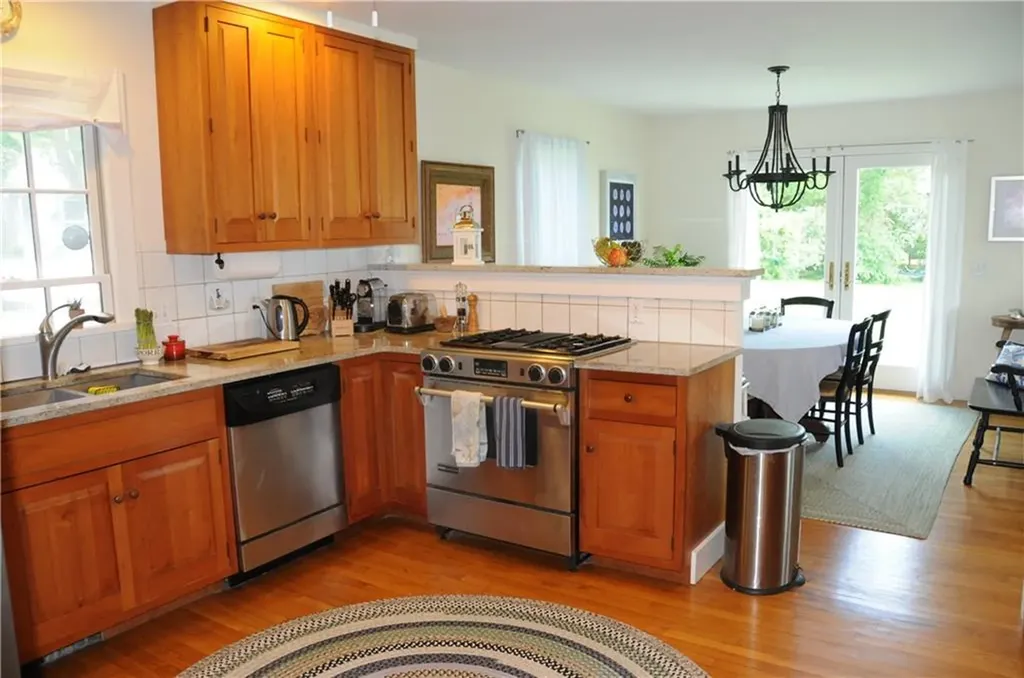 2 Westwood Road Jamestown RI 02835