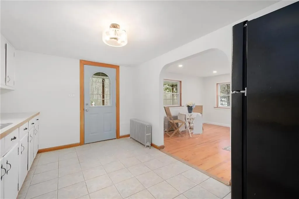 409 Knotty Oak Road Coventry RI 02816