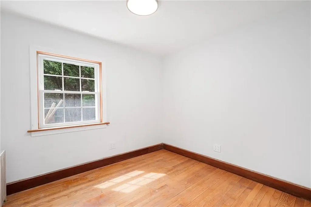 409 Knotty Oak Road Coventry RI 02816
