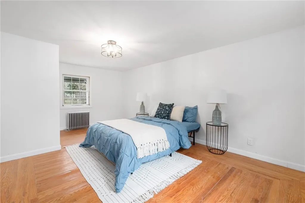 409 Knotty Oak Road Coventry RI 02816