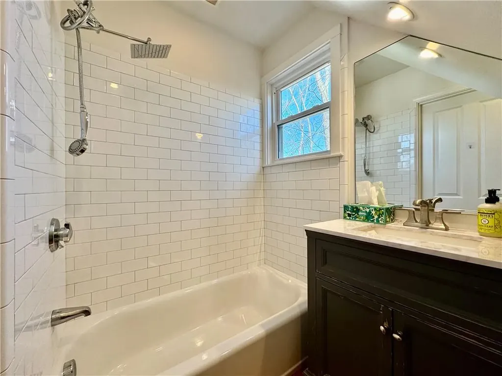 64 Evergreen Street Providence RI 02906