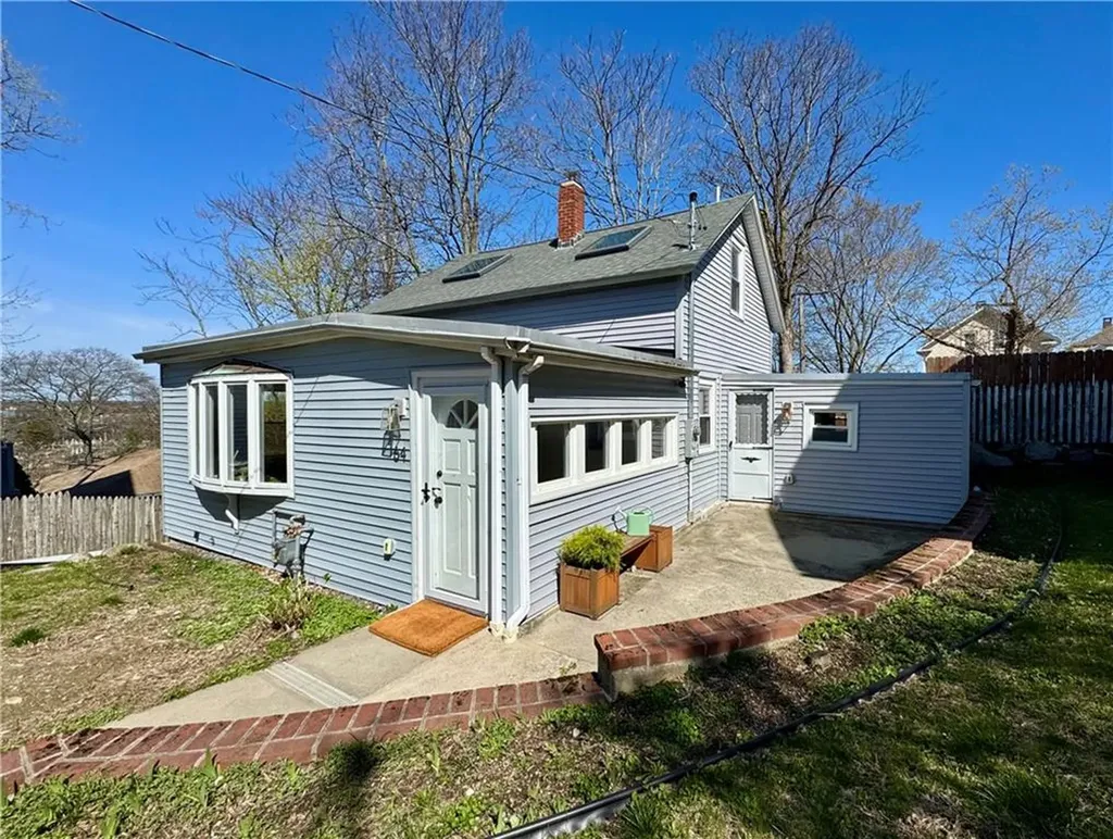 64 Evergreen Street Providence RI 02906