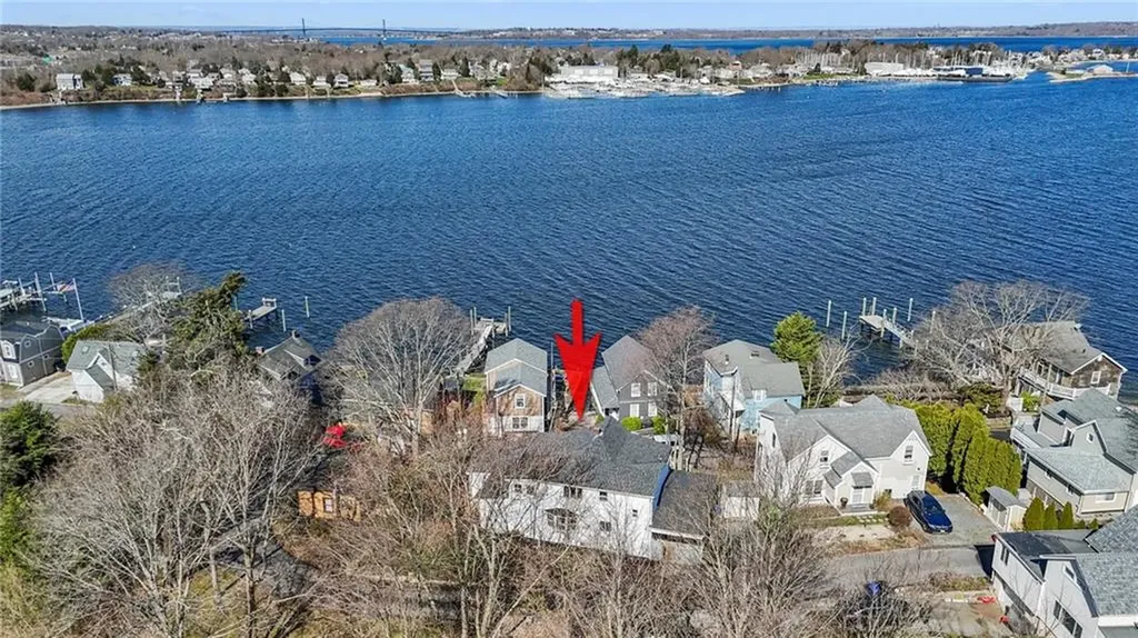 270 Riverside Drive Tiverton RI 02878