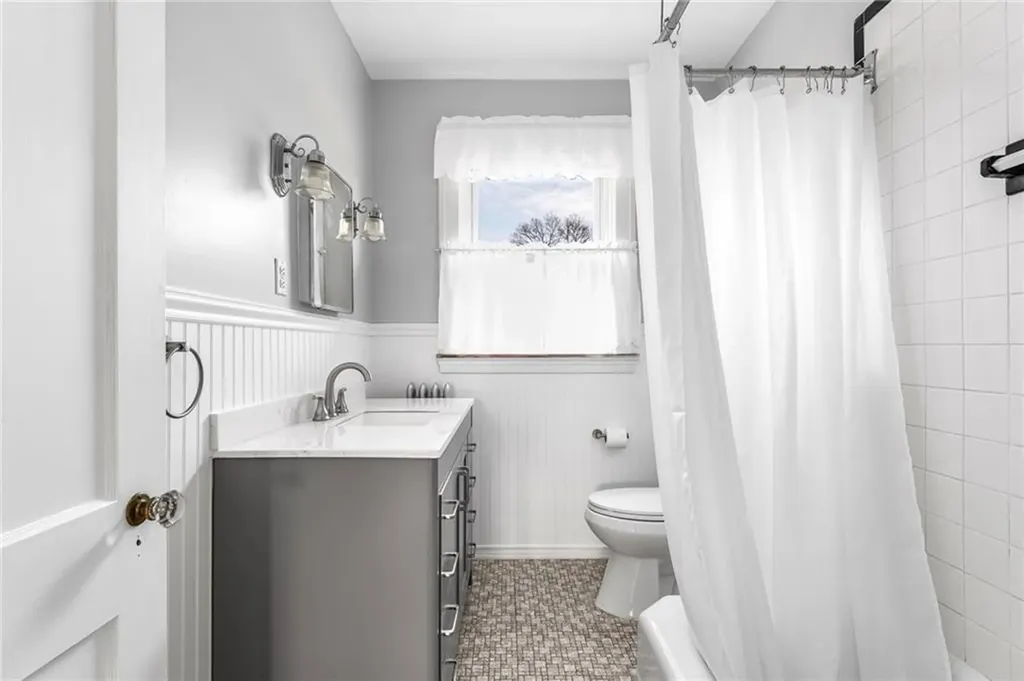 141 143 8th Street Providence RI 02906