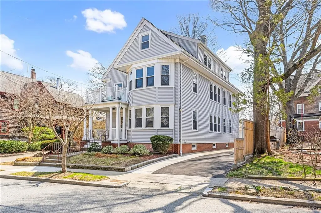 141 143 8th Street Providence RI 02906