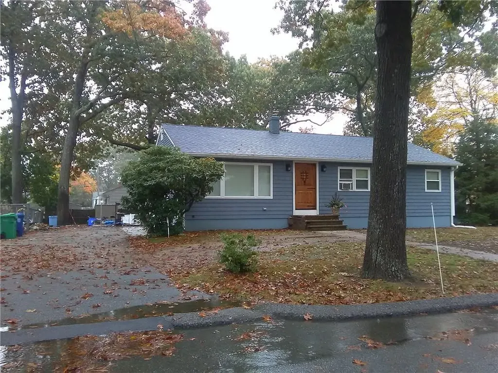 148 Haswill Street Warwick RI 02889