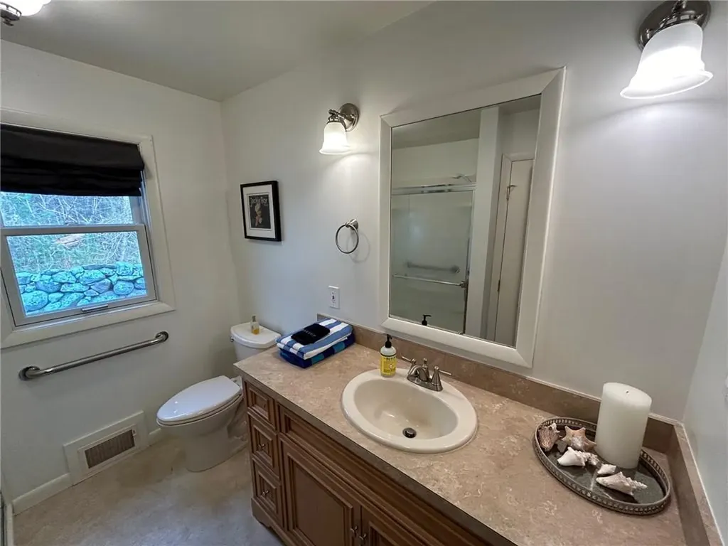 5 Myrtle Avenue Westerly RI 02891