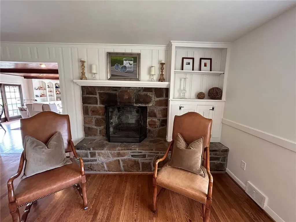 5 Myrtle Avenue Westerly RI 02891