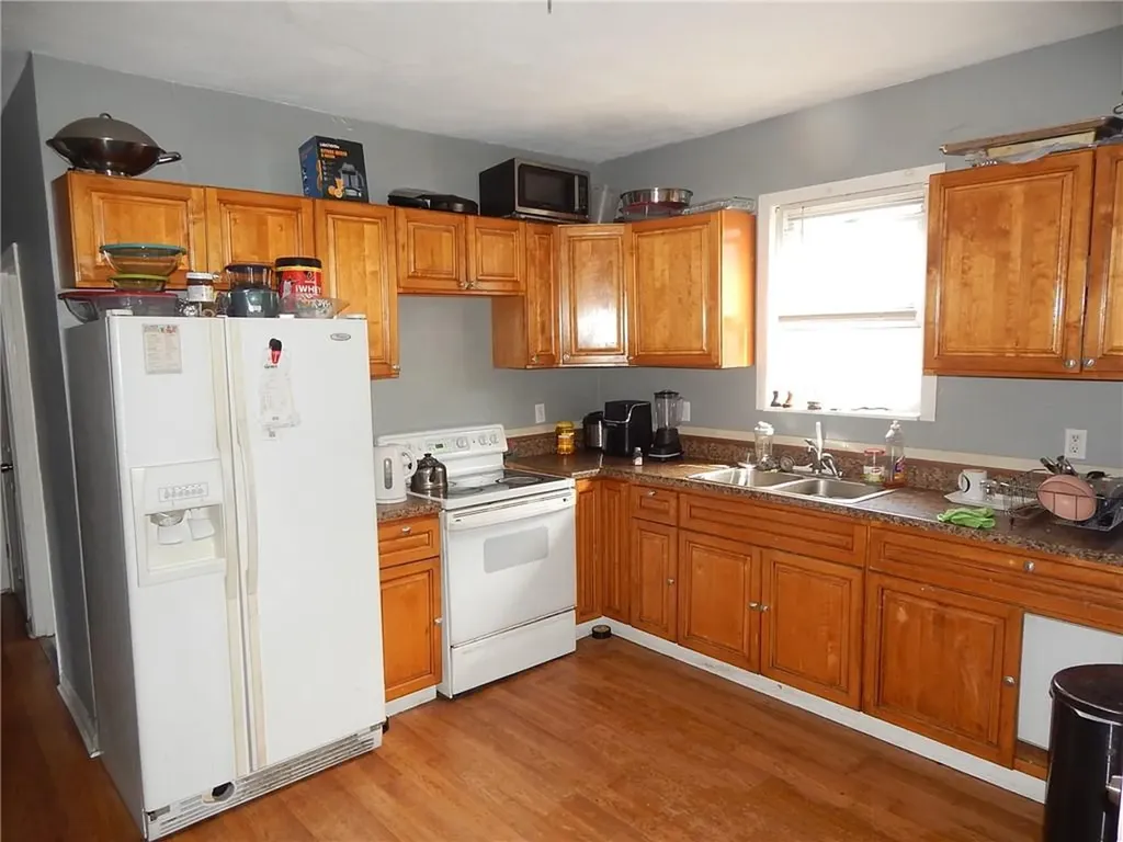 138 Admiral Street Providence RI 02908