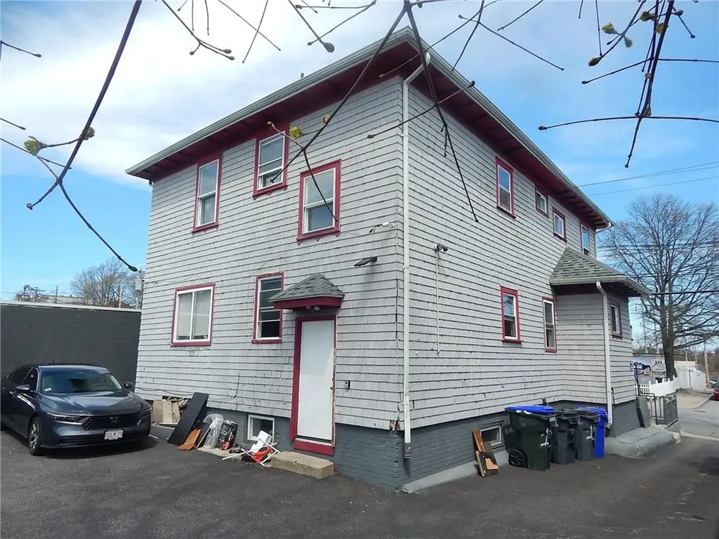 138 Admiral Street Providence RI 02908