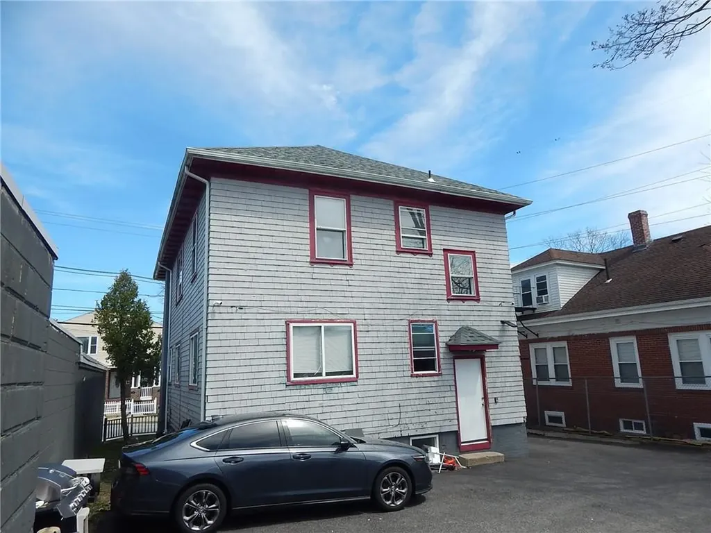 138 Admiral Street Providence RI 02908
