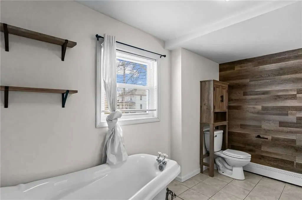 18 Mason Street West Warwick RI 02893