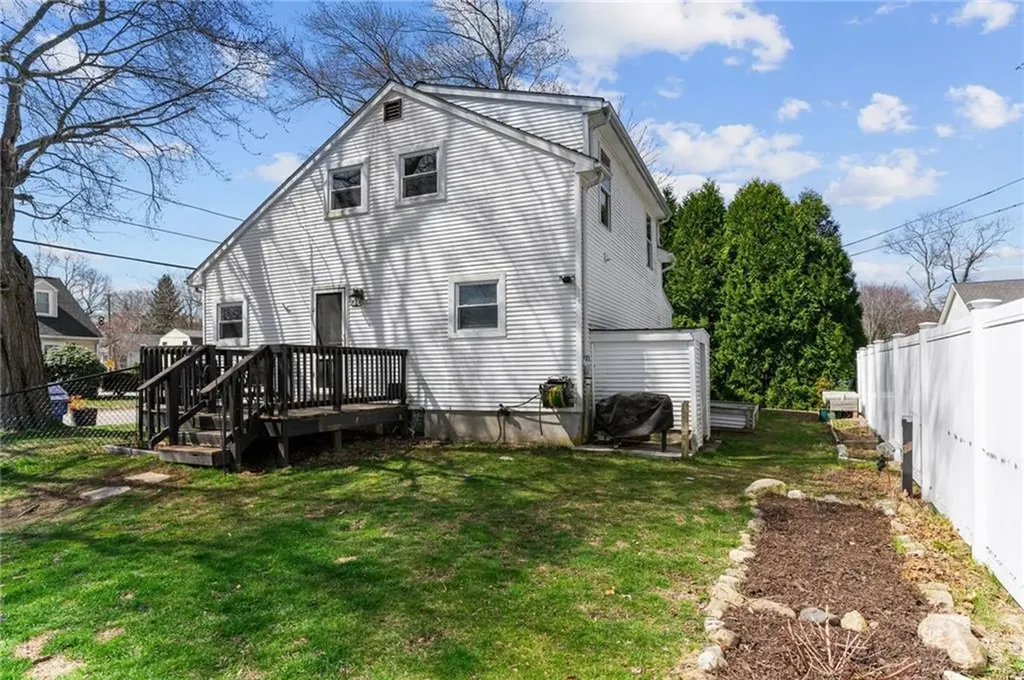 18 Mason Street West Warwick RI 02893