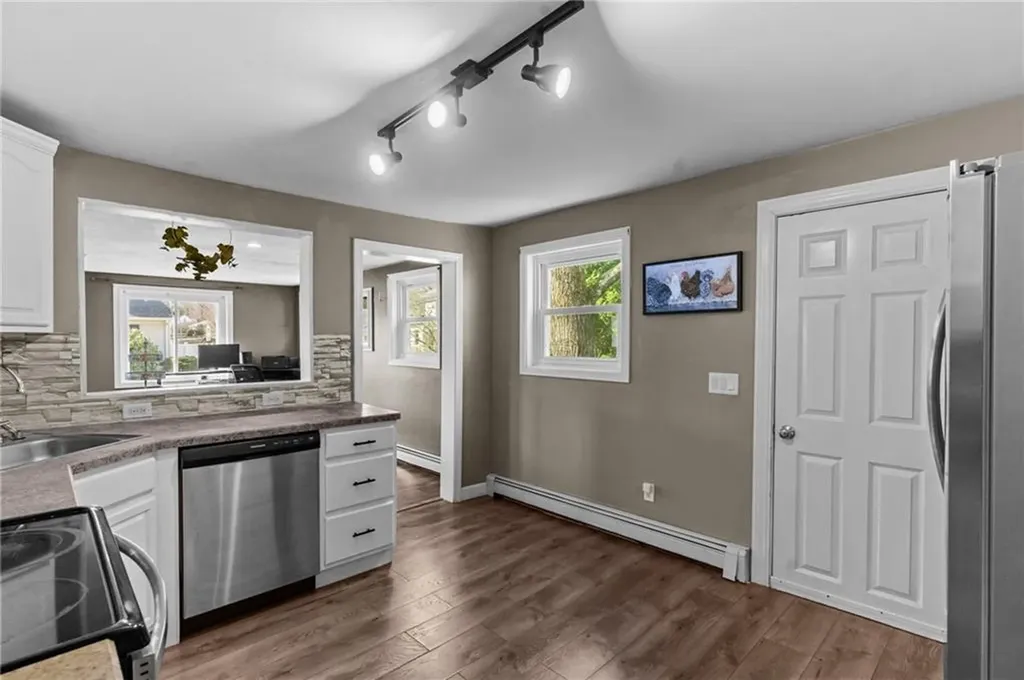 18 Mason Street West Warwick RI 02893