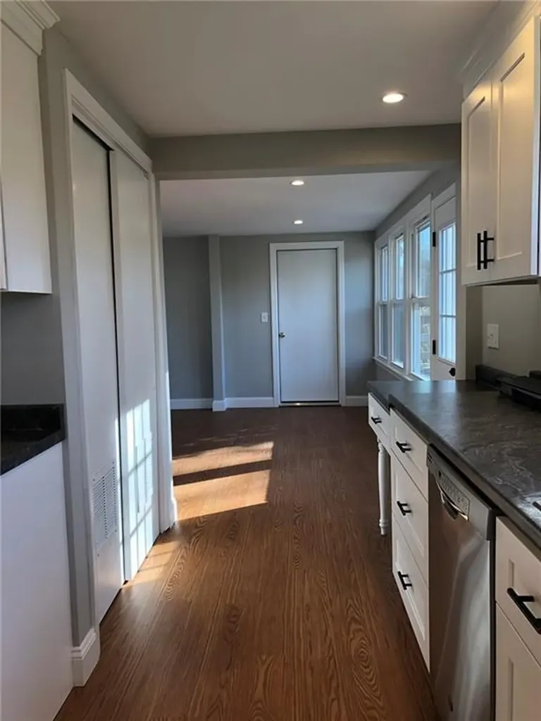 7 Sherbrook Road Barrington RI 02806