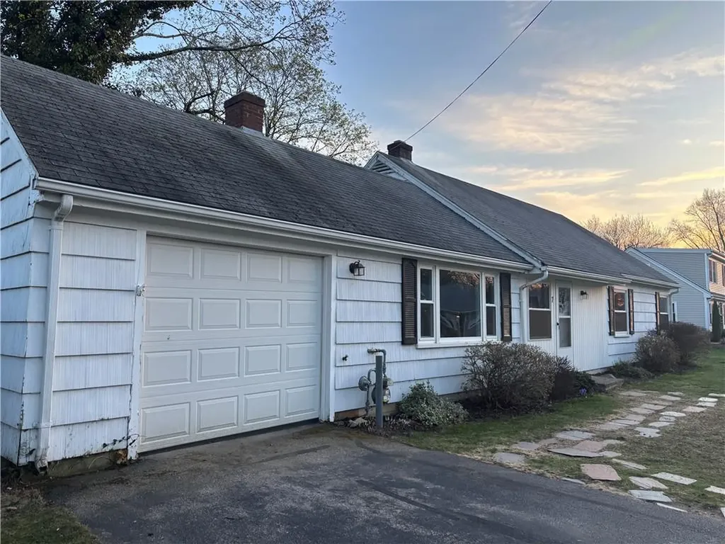 7 Sherbrook Road Barrington RI 02806