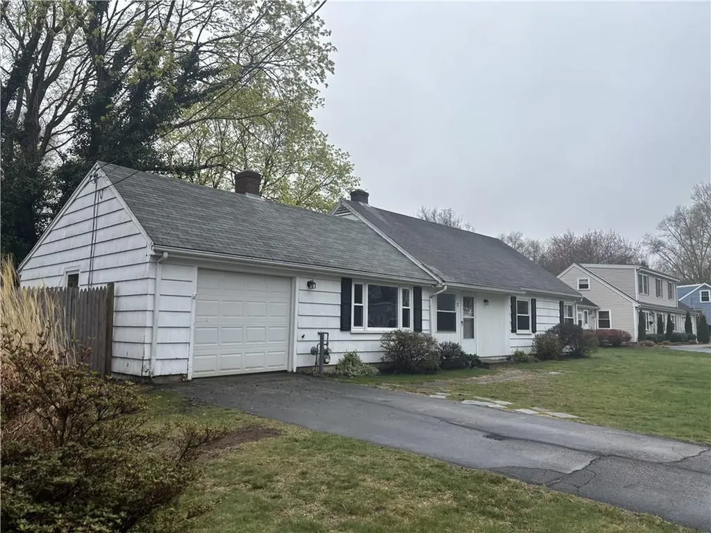 7 Sherbrook Road Barrington RI 02806