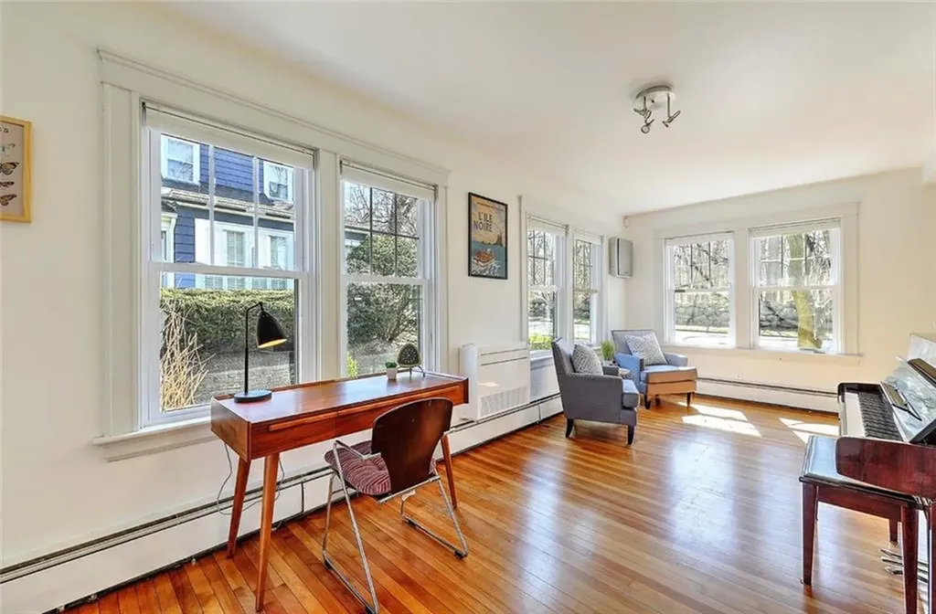20 Alfred Stone Road Providence RI 02906