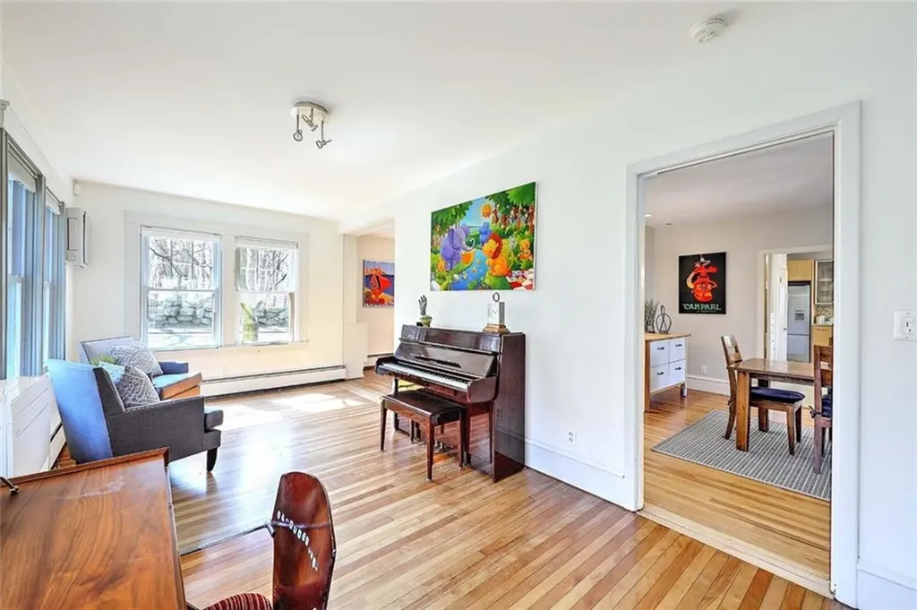 20 Alfred Stone Road Providence RI 02906