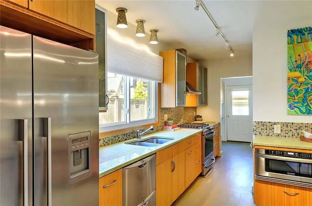20 Alfred Stone Road Providence RI 02906