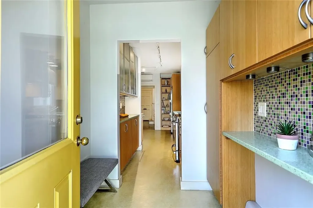 20 Alfred Stone Road Providence RI 02906