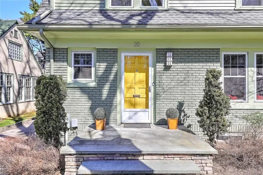 20 Alfred Stone Road Providence RI 02906