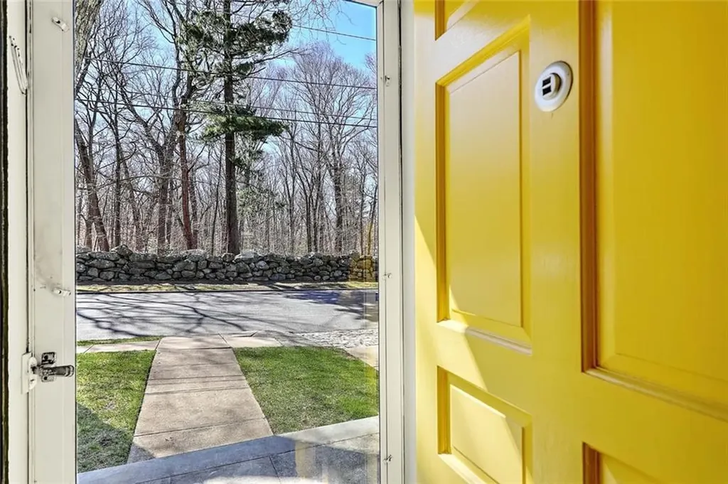 20 Alfred Stone Road Providence RI 02906