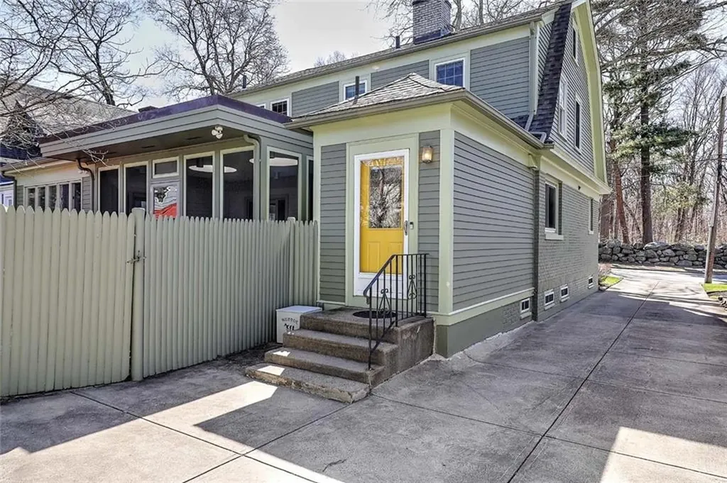 20 Alfred Stone Road Providence RI 02906
