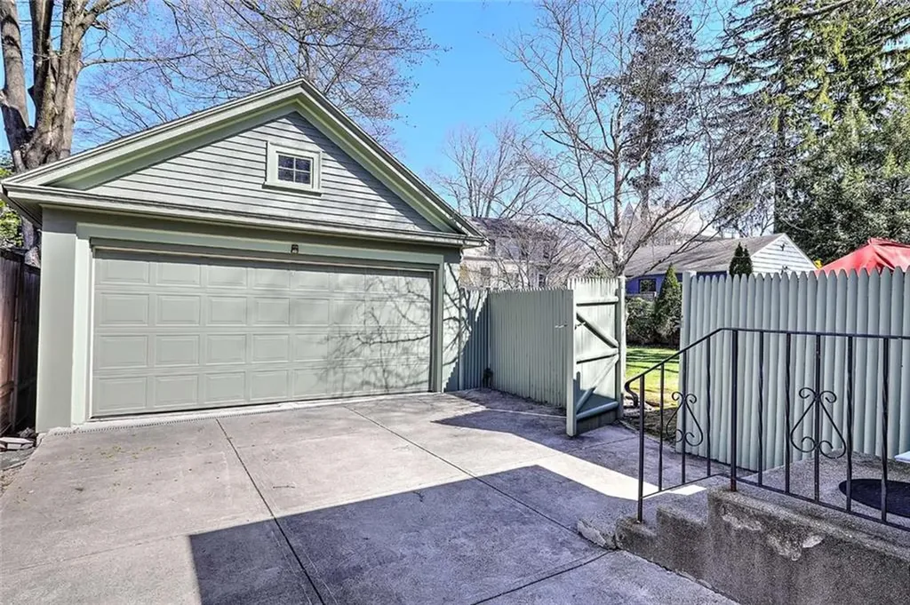 20 Alfred Stone Road Providence RI 02906