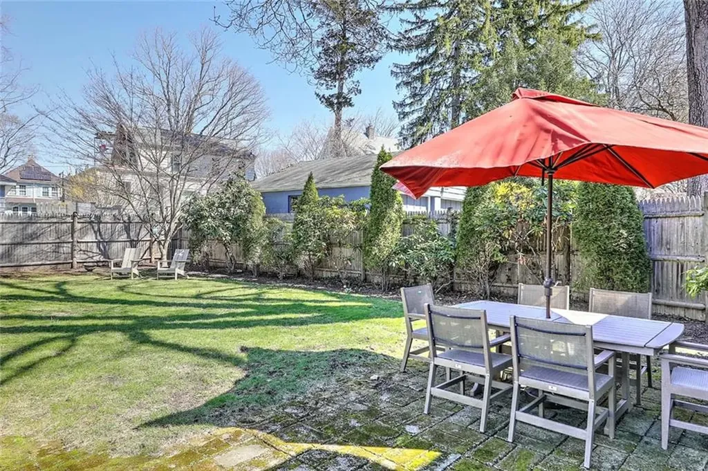 20 Alfred Stone Road Providence RI 02906