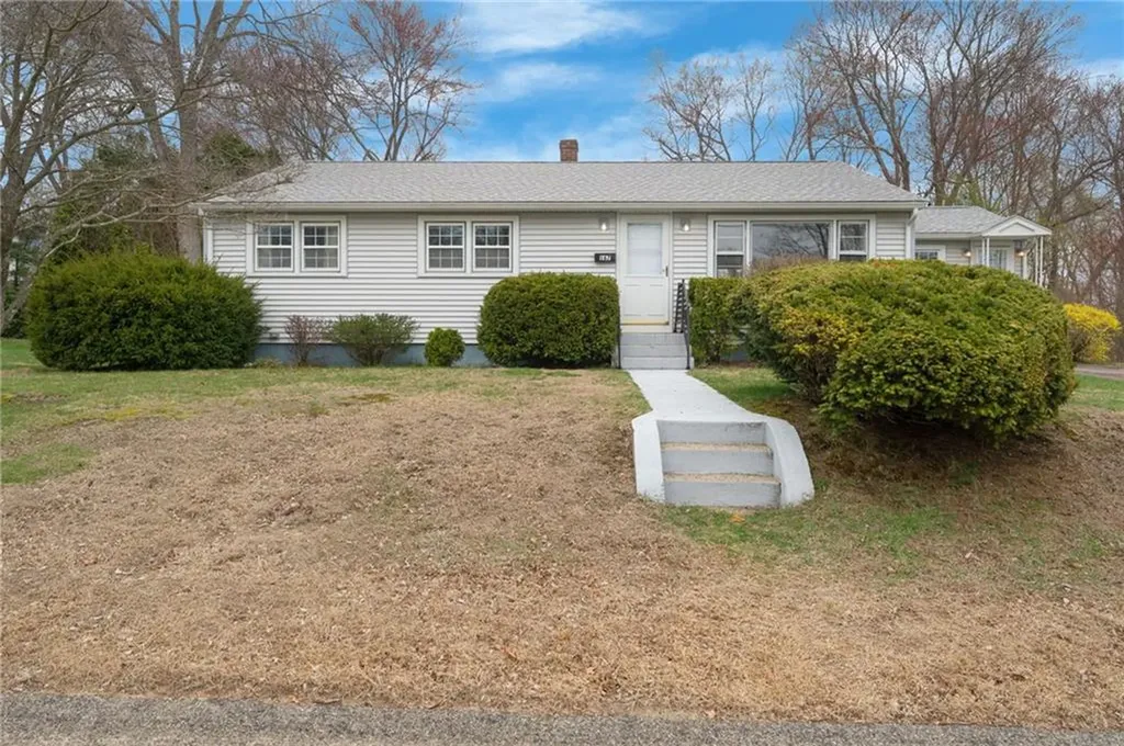 167 Myette Street Woonsocket RI 02895