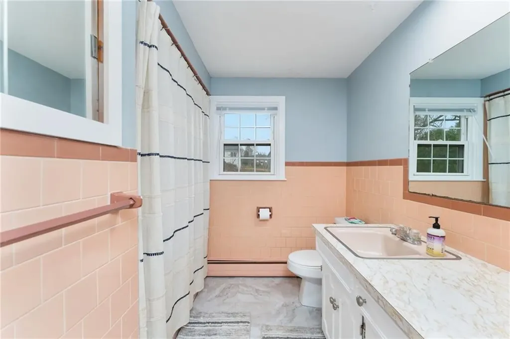 167 Myette Street Woonsocket RI 02895