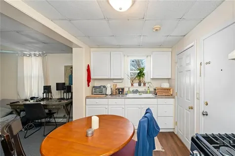 15 Thompson Street Warren RI 02885