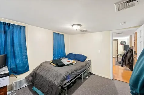 15 Thompson Street Warren RI 02885