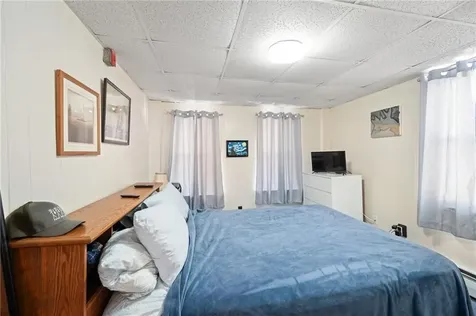 15 Thompson Street Warren RI 02885