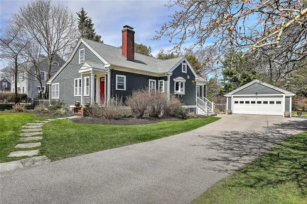 32 Chapin Road Barrington RI 02806