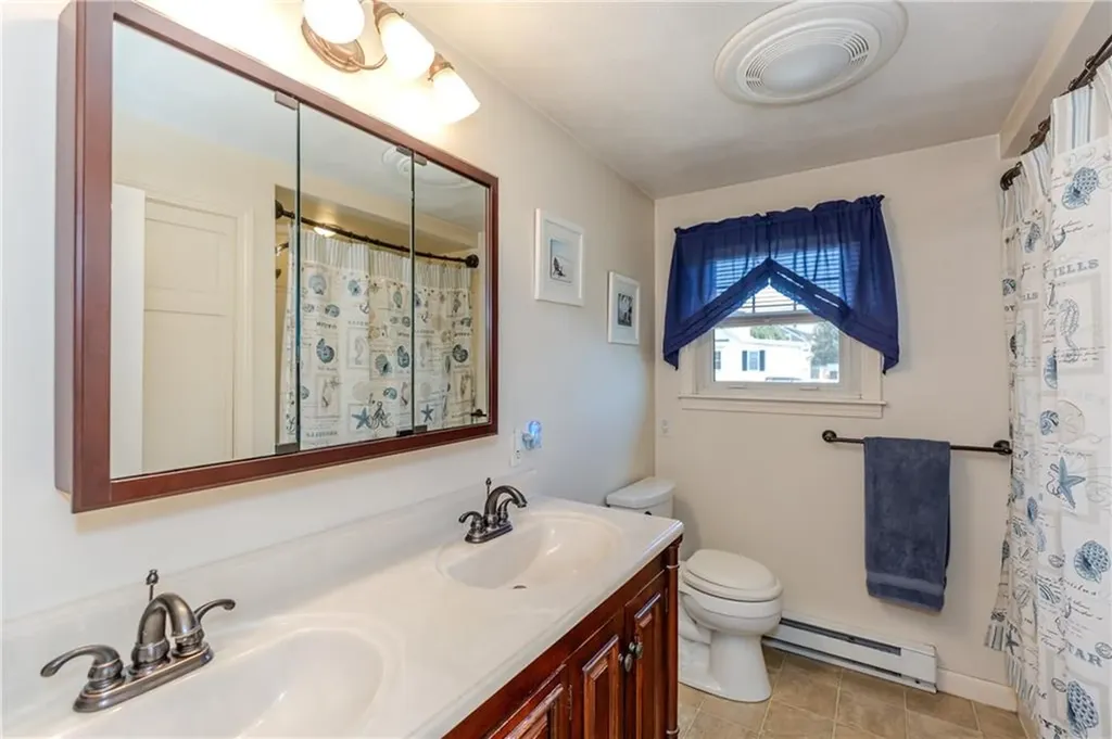38 Autumn Street Cranston RI 02910