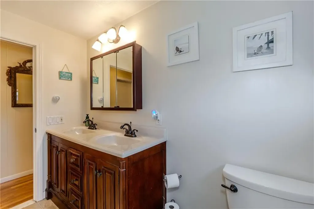 38 Autumn Street Cranston RI 02910