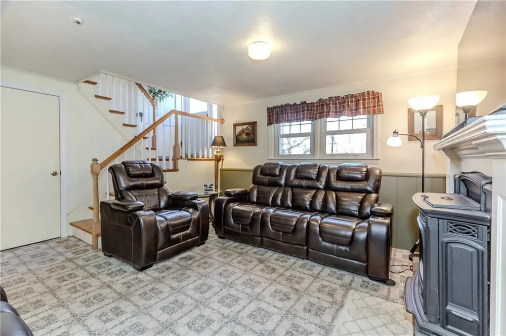 38 Autumn Street Cranston RI 02910